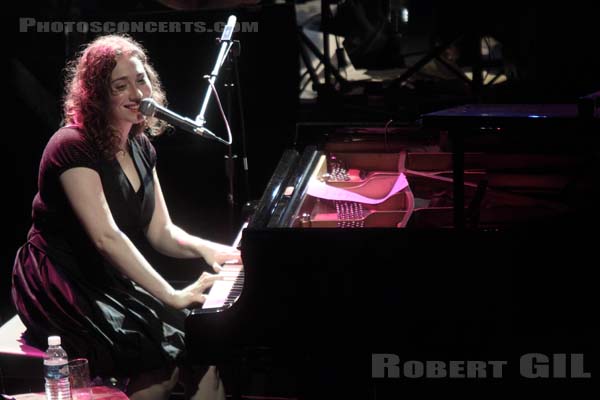 REGINA SPEKTOR - 2009-07-01 - PARIS - Le Bataclan - 